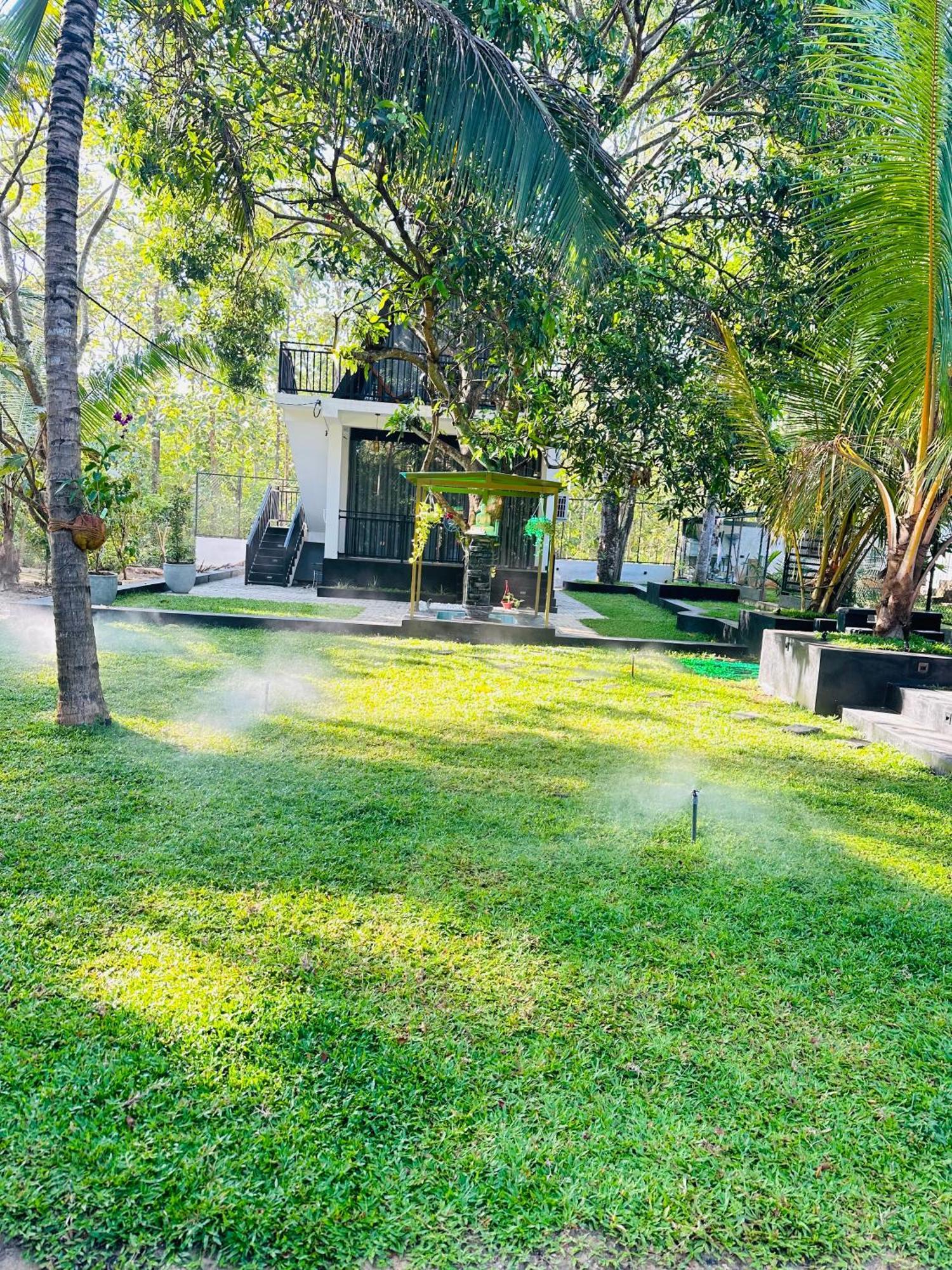 Residence Inn Udawalawe Exteriér fotografie