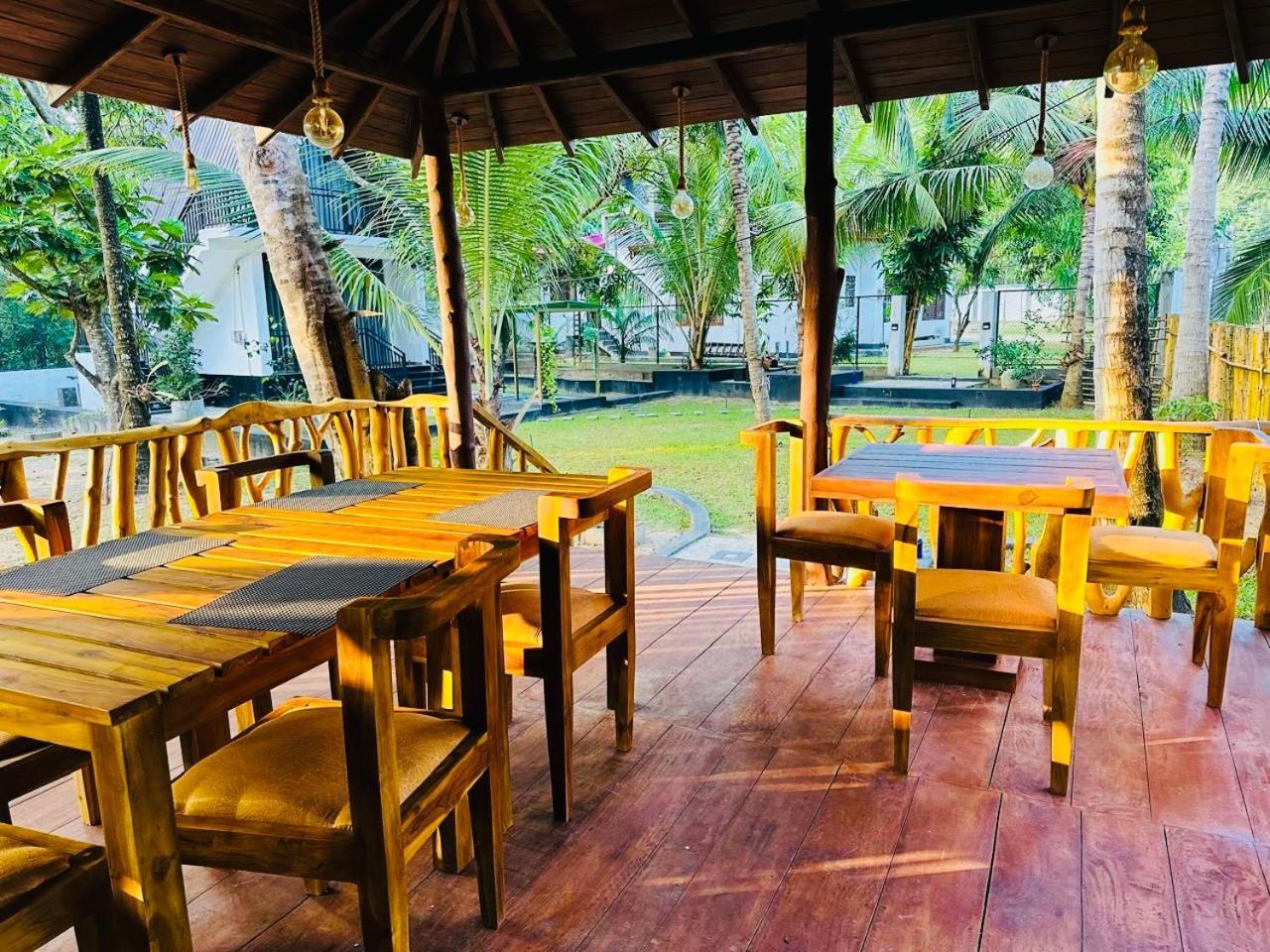 Residence Inn Udawalawe Exteriér fotografie